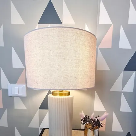 公寓 Bauhaus - Sleepwithme - Free Parking - Free Braeakfast - Very Friendly Staff